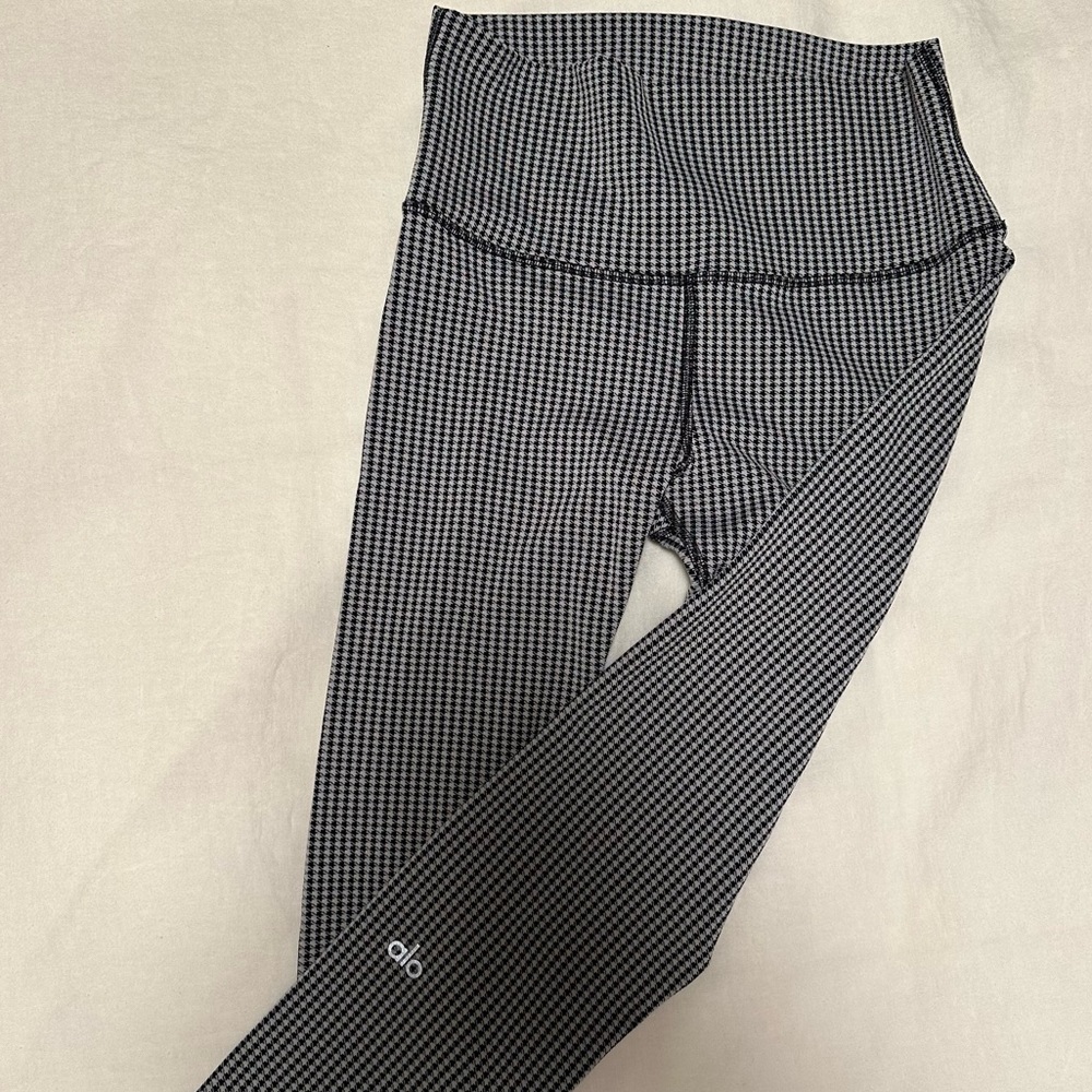 ALO Gigham Ankle-Length Leggings